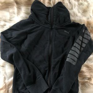 Small tall neck zip up.